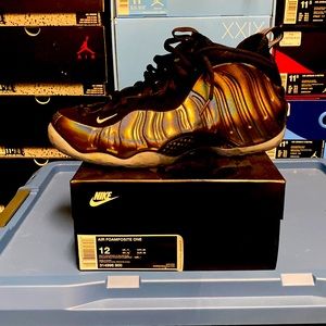 Nike Air Foamposite One Hologram